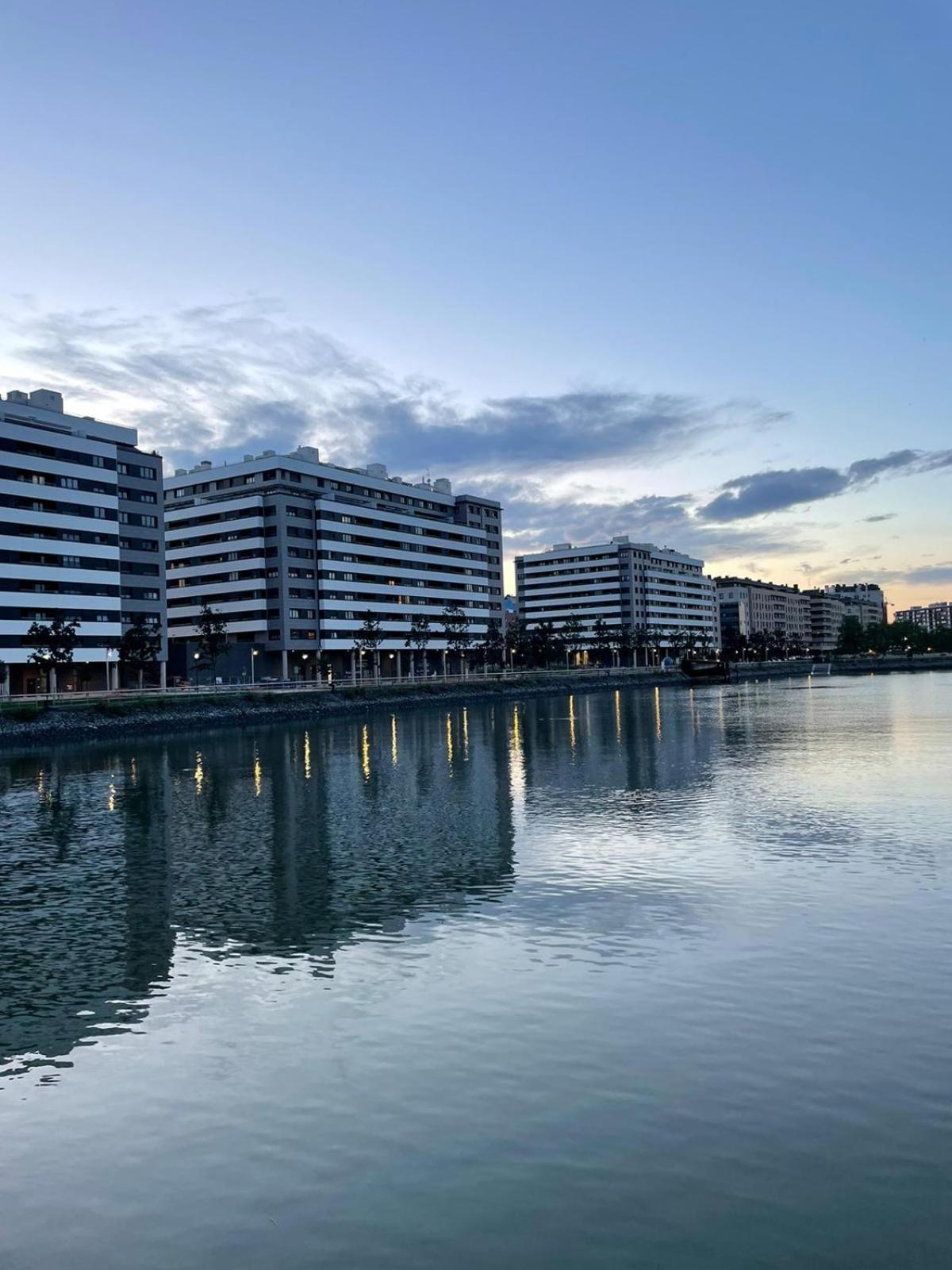 Modern Bilbao Apartment Barakaldo Luaran gambar